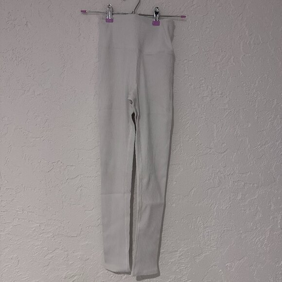 Carbon38 Pants - Pair 1 - Carbon38 Ivory Workout Leggings – Size XS – Sleek & Sculpting - White